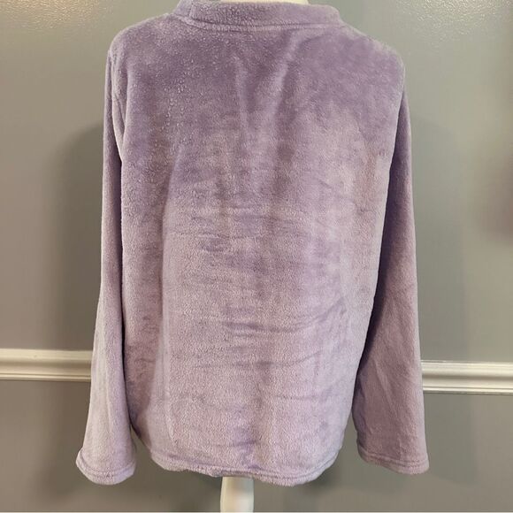 Disney’s night before Christmas purple fuzzy pajama shirt size 2 XL - Picture 3 of 6